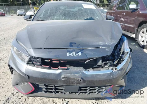 2024 Kia Forte Gt-Line z USA, uszkodzony, nr VIN 3KPF54AD7RE711686